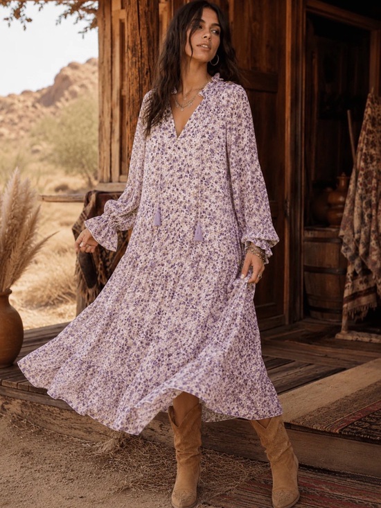 Dresses & Skirts - Boho Floral Tiered Midi Dress in Lilac 💜 ☮️